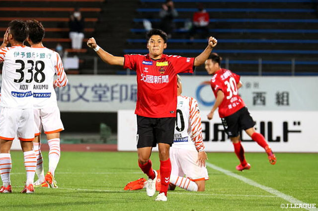 【明治安田Ｊ２ 第37節 金沢vs愛媛】