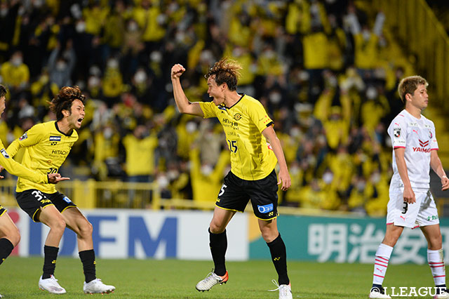 【明治安田Ｊ１ 第35節 柏vsＣ大阪】