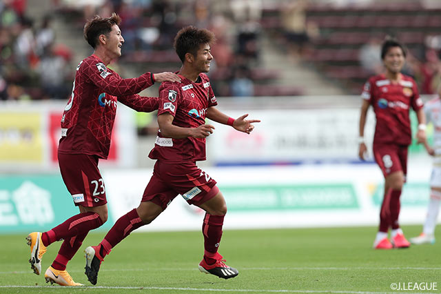 【明治安田Ｊ２ 第41節 琉球vs新潟】