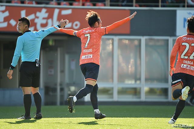 【明治安田Ｊ２ 第42節 大宮vs群馬】