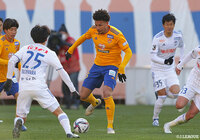 【明治安田Ｊ２ 第1節 仙台vs新潟】