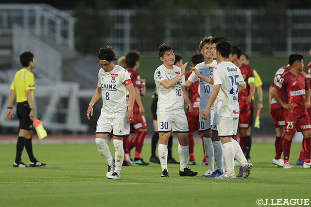 【明治安田Ｊ２ 第10節 琉球vs群馬】