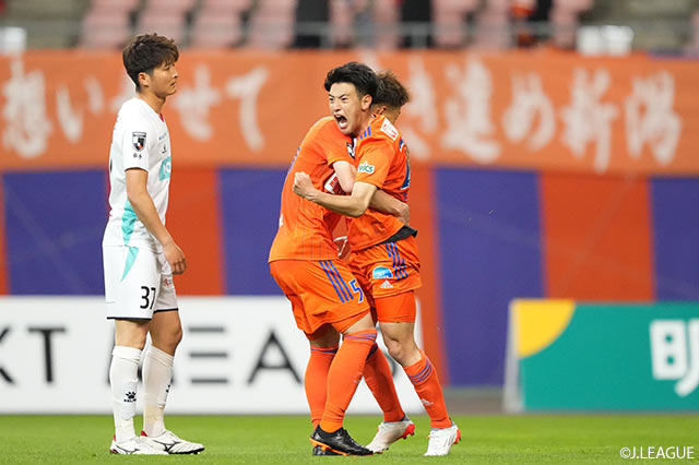 【明治安田Ｊ２ 第12節 新潟vs岩手】