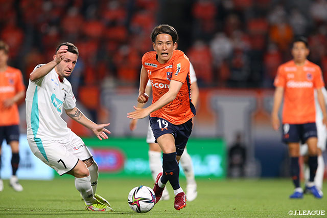 【明治安田Ｊ２ 第15節 大宮vs岩手】