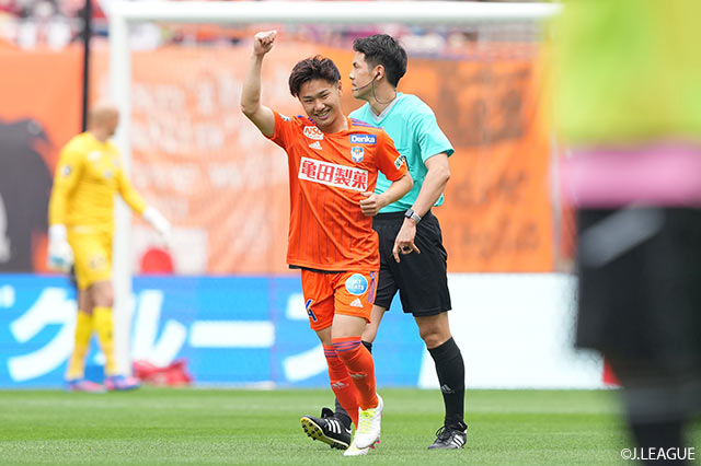 【明治安田Ｊ２ 第17節 新潟vs横浜FC】