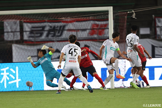 【明治安田Ｊ２ 第19節 金沢vs岩手】
