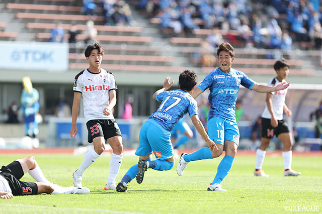 【明治安田Ｊ２ 第20節 秋田vs熊本】