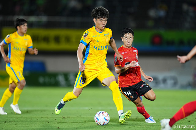 【明治安田Ｊ１ 第19節 湘南vs名古屋】