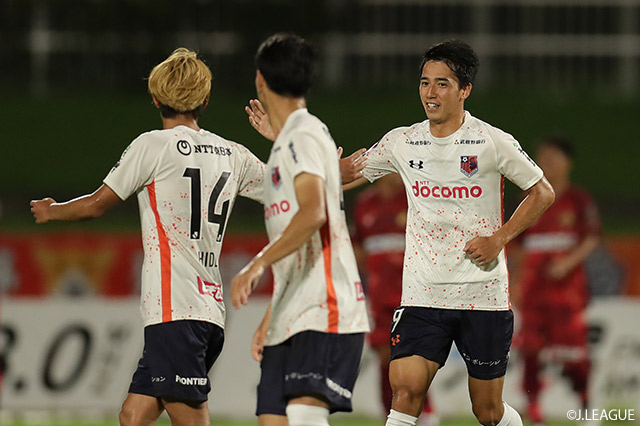 【明治安田Ｊ２ 第27節 琉球vs大宮】