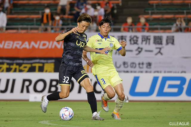 【明治安田Ｊ２ 第30節 山口vs山形】