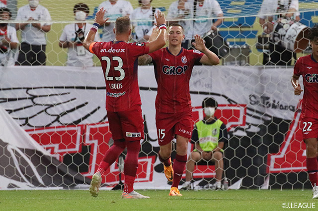 【明治安田Ｊ２ 第30節 岩手vs岡山】