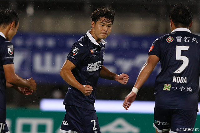 【明治安田Ｊ２ 第34節 山形vs岩手】