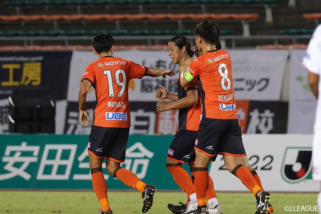 【明治安田Ｊ２ 第36節 山口vs金沢】