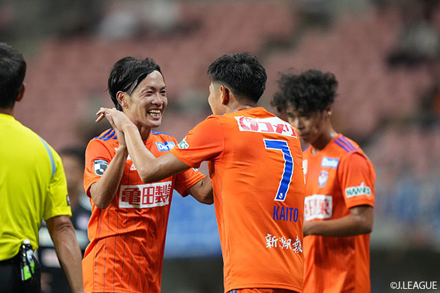 【明治安田Ｊ２ 第37節 新潟vs水戸】