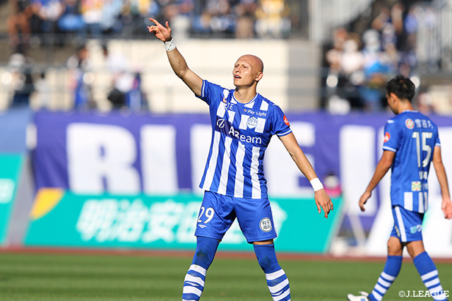 【明治安田Ｊ２ 第39節 山形vs新潟】