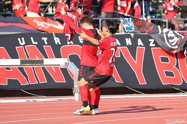【明治安田Ｊ２ 第39節 金沢vs岡山】