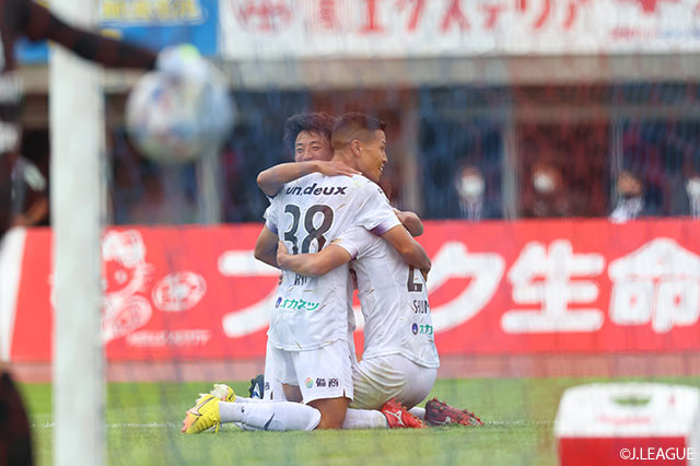 【明治安田Ｊ２ 第40節 甲府vs岡山】