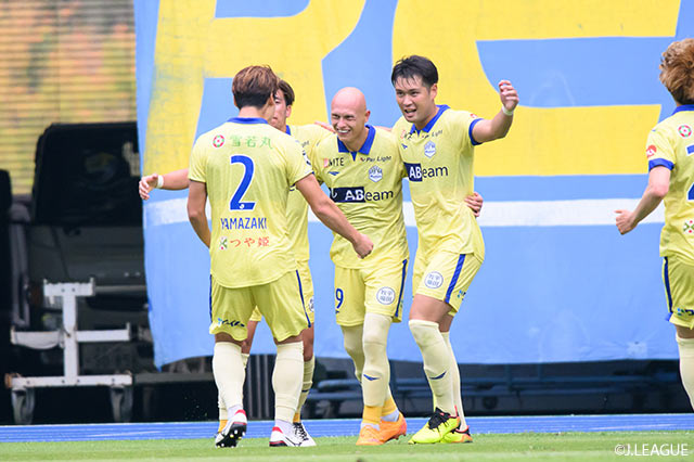 【明治安田Ｊ２ 第41節 大分vs山形】