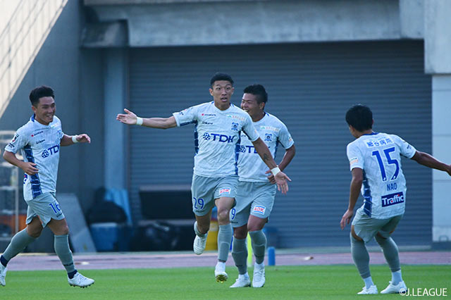 【明治安田Ｊ２ 第41節 岡山vs秋田】