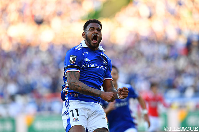 【明治安田Ｊ１ 第33節 横浜FMvs浦和】