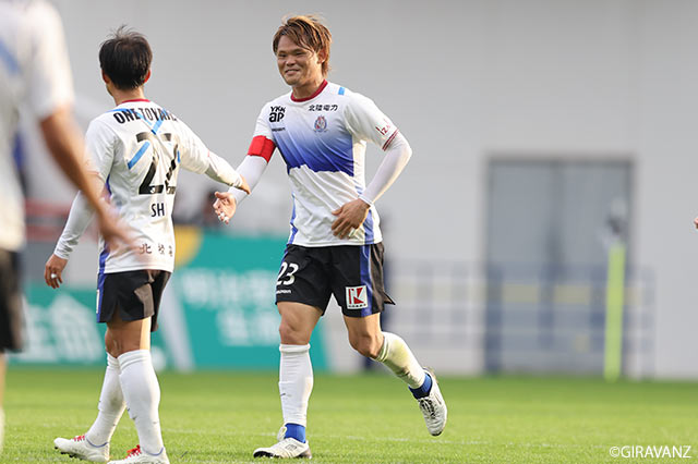 【明治安田Ｊ３ 第33節 北九州vs富山】