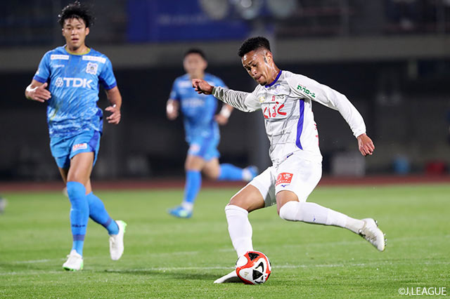 【明治安田Ｊ２ 第16節 秋田vs甲府】