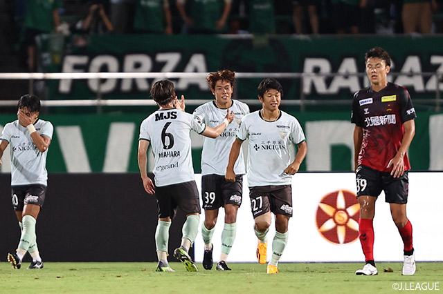 【明治安田Ｊ２ 第33節 金沢vs東京Ｖ】