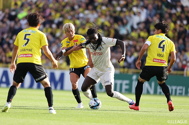 【明治安田Ｊ１ 第31節 柏vs川崎Ｆ】