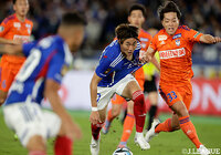 【明治安田Ｊ１ 第33節 横浜FMvs新潟】