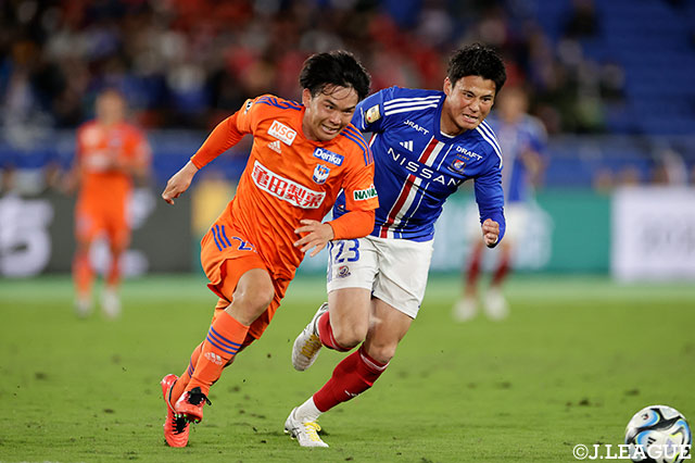 【明治安田Ｊ１ 第33節 横浜FMvs新潟】