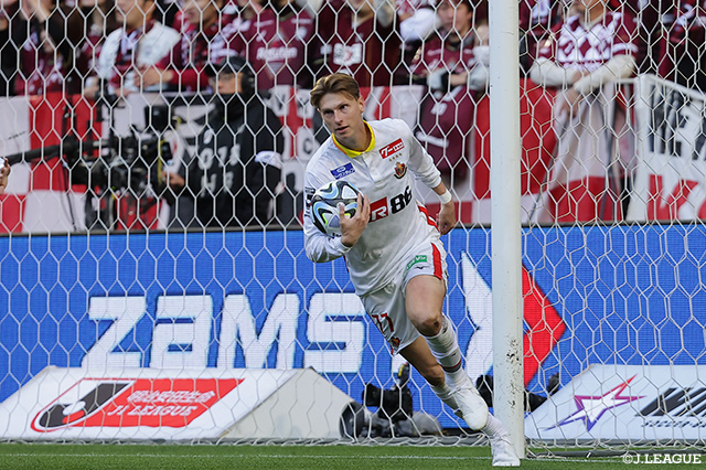 【明治安田Ｊ１ 第33節 神戸vs名古屋】