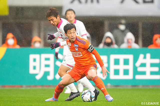 【明治安田Ｊ１ 第34節 新潟vsＣ大阪】