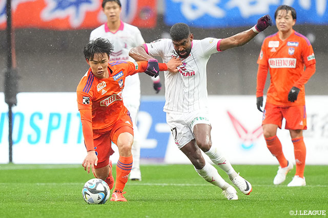 【明治安田Ｊ１ 第34節 新潟vsＣ大阪】