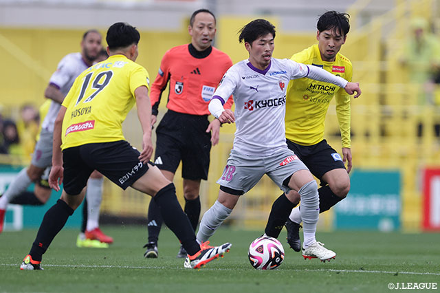 【明治安田Ｊ１ 第1節 柏vs京都】