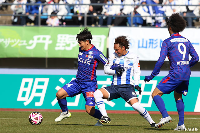 【明治安田Ｊ２ 第4節 山形vs甲府】