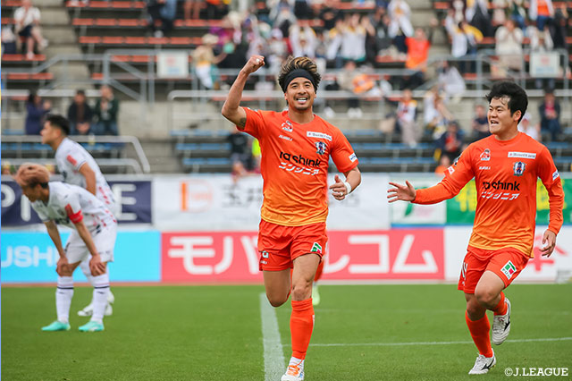 【明治安田Ｊ２ 第9節 愛媛vs岡山】