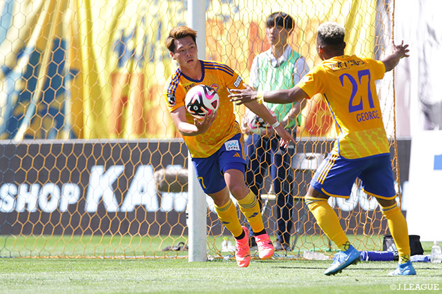 【明治安田Ｊ２ 第13節 仙台vs山口】