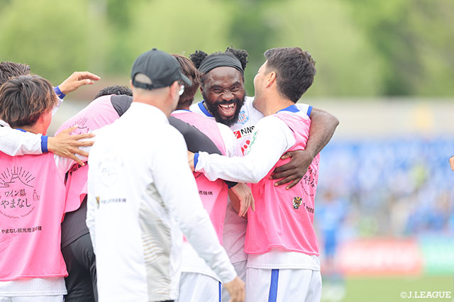 【明治安田Ｊ２ 第14節 秋田vs甲府】