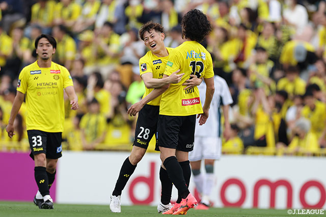 【明治安田Ｊ１ 第15節 柏vs札幌】