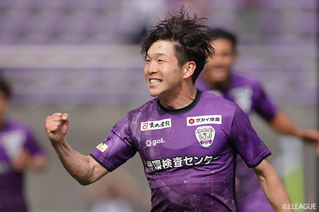 【明治安田Ｊ２ 第17節 藤枝vs鹿児島】