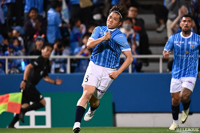 【明治安田Ｊ２ 第18節 横浜FCvs愛媛】