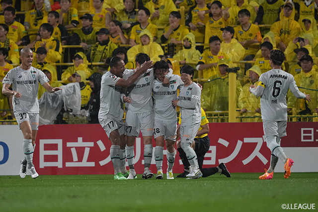 【明治安田Ｊ１ 第17節 柏vs福岡】