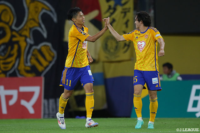 【明治安田Ｊ２ 第20節 仙台vs長崎】