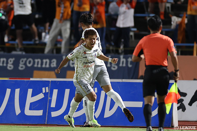 【明治安田Ｊ２ 第21節 甲府vs愛媛】