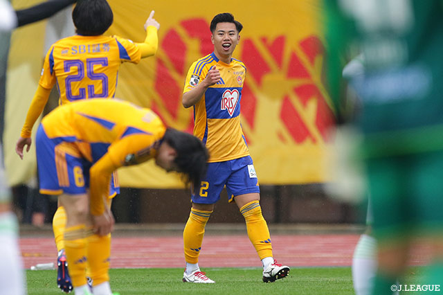 【明治安田Ｊ２ 第14節 仙台vs藤枝】