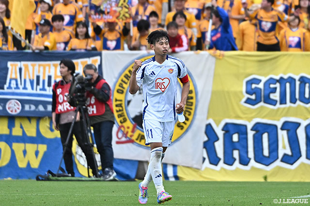 【明治安田Ｊ２ 第17節 いわきvs仙台】