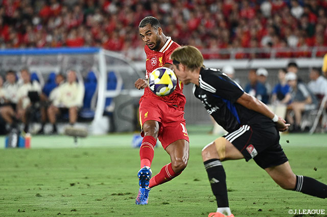 【明治安田Ｊリーグワールドチャレンジ２０２５ 横浜FMvsリヴァプール】