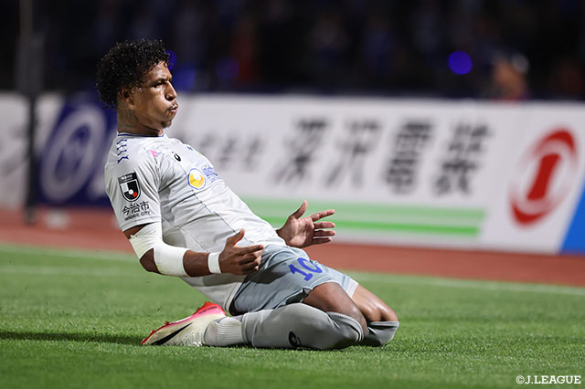 【明治安田Ｊ２ 第27節 秋田vs今治】