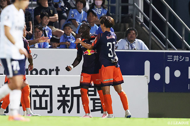 【明治安田Ｊ２ 第31節 磐田vs大宮】