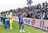 【明治安田Ｊ２ 第33節 今治vs山口】